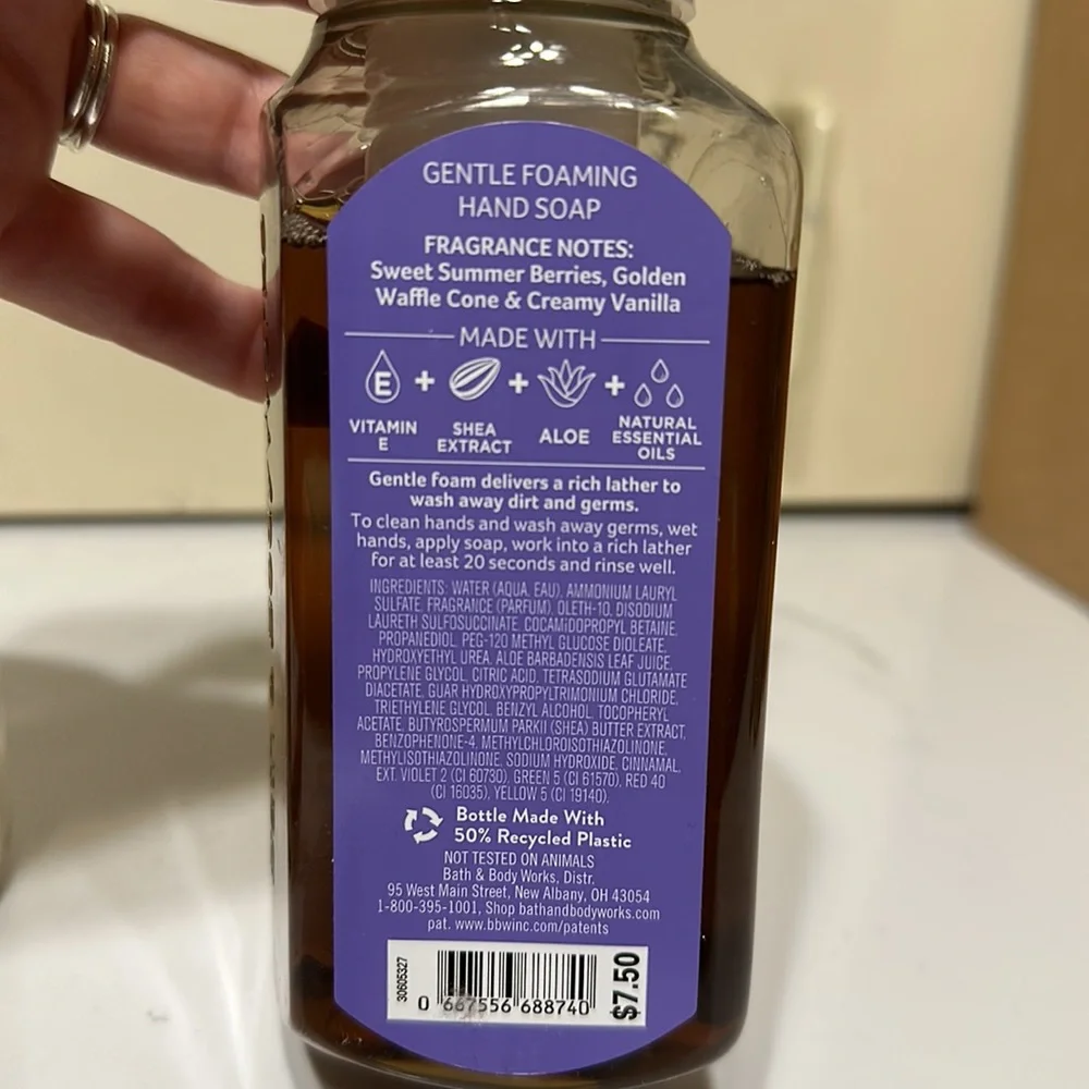 Bath and Body Works Berry Waffle Cone soap and candle - Picture 4 of 4